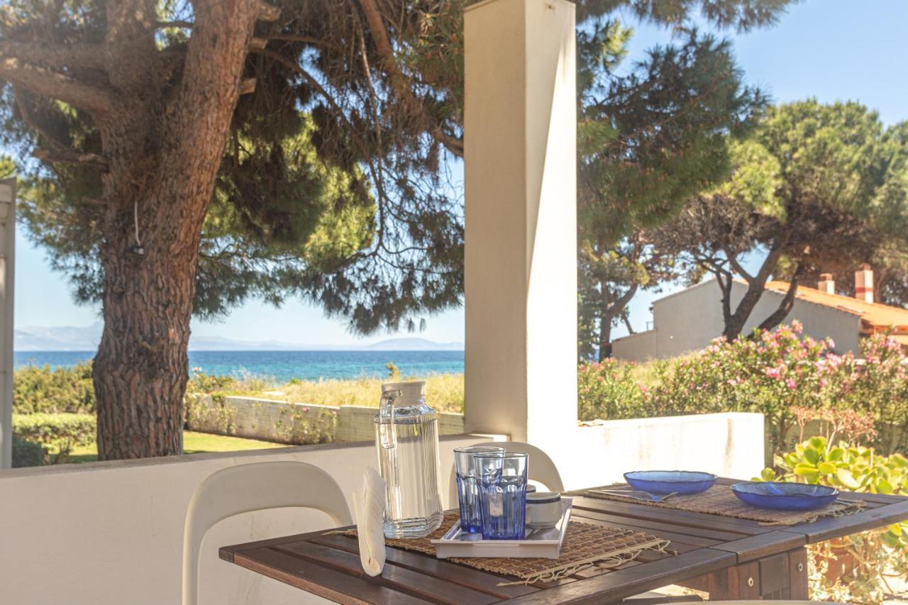 "Nirvana Seaside" By The Beach Nea Makri Exterior photo