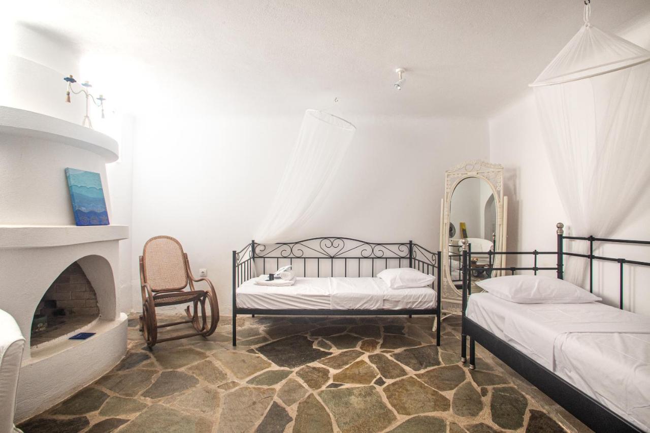 "Nirvana Seaside" By The Beach Nea Makri Exterior photo